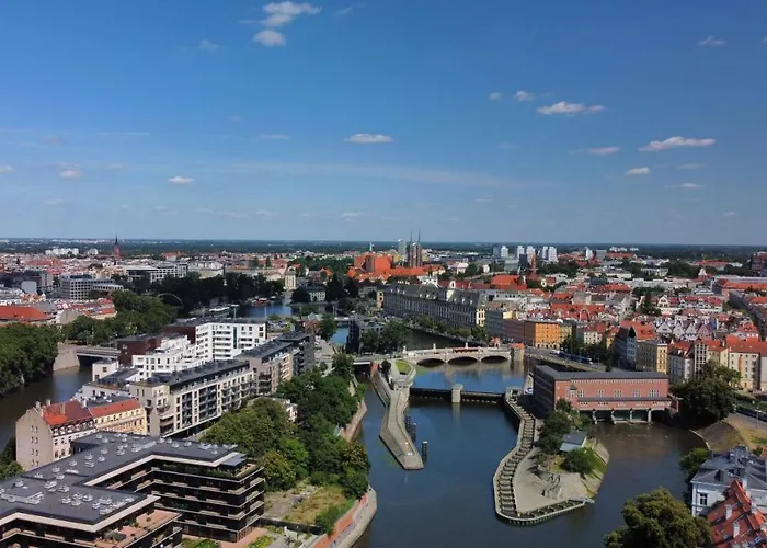 Family House Near The Market Square -perfect For Family & Business - Ksiecia Witolda Street 500 Steps To Market Square - 2 Bedrooms,2 Parking Places Appartement