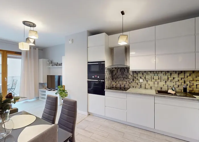 Family House Near The Market Square -perfect For Family & Business - Ksiecia Witolda Street 500 Steps To Market Square - 2 Bedrooms,2 Parking Places Appartement *